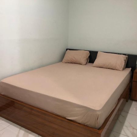 Bening Asri Guesthouse Tangerang Buitenkant foto