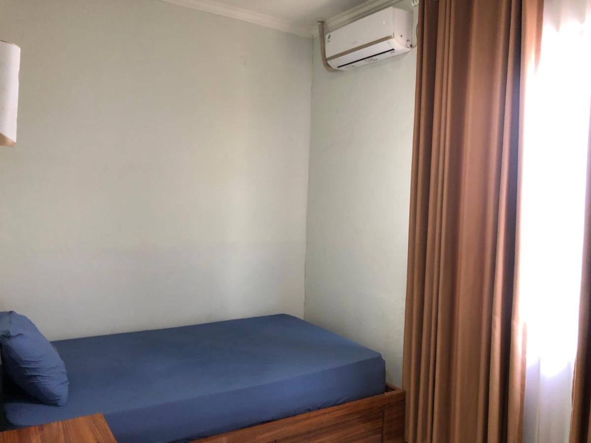 Bening Asri Guesthouse Tangerang Buitenkant foto