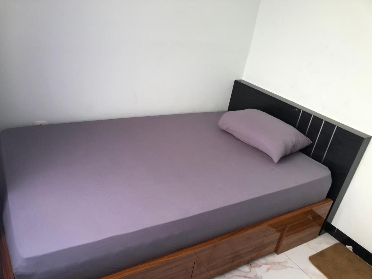 Bening Asri Guesthouse Tangerang Buitenkant foto